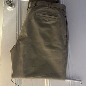 Men’s tan Brooks Brothers Chino’s. Lightly worn size 38/30.